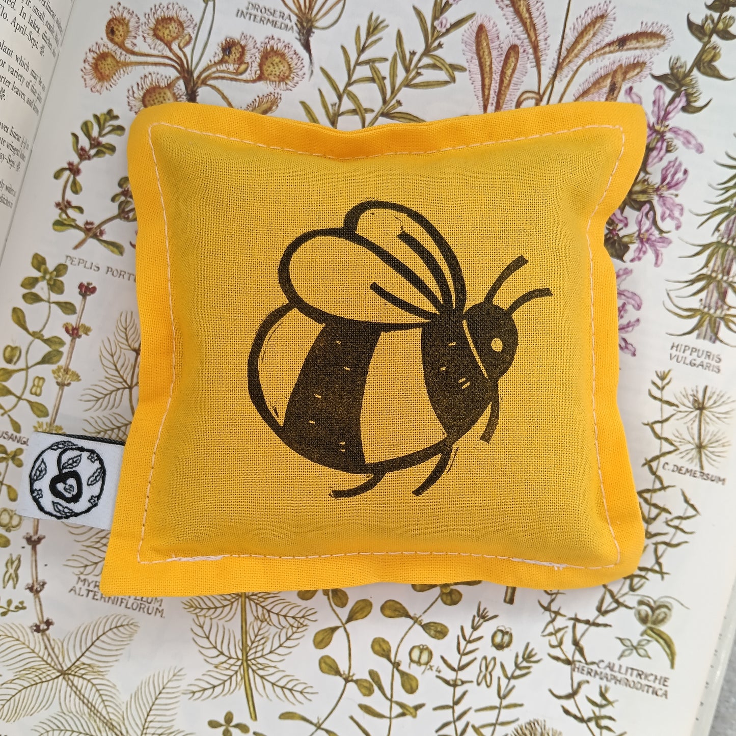 Hand-Printed Cotton Lavender Bag - Bee